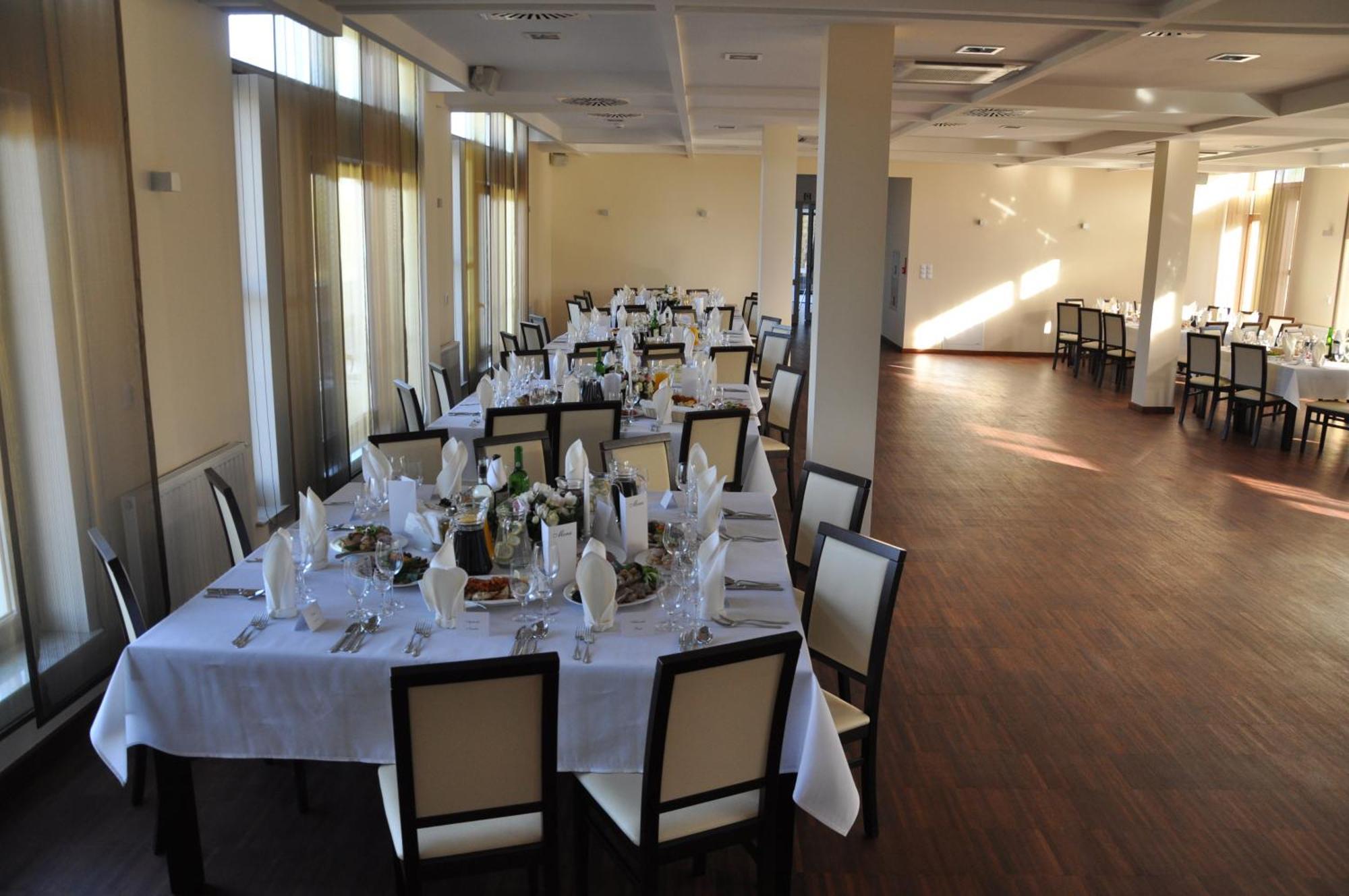 Hotel Aviator Kielce "Business Hotel Medical & Spa" Kültér fotó