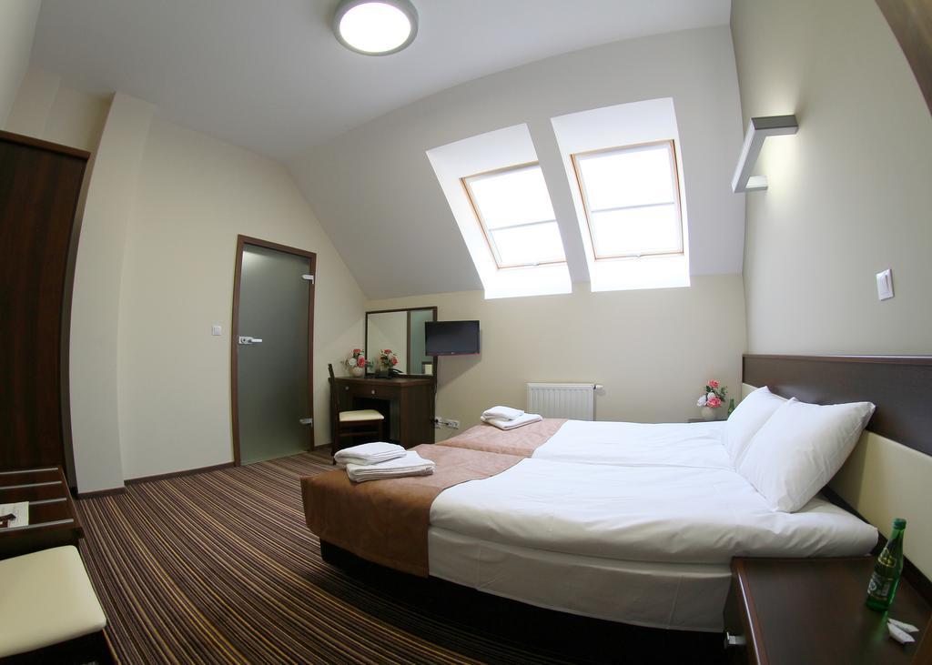 Hotel Aviator Kielce "Business Hotel Medical & Spa" Kültér fotó
